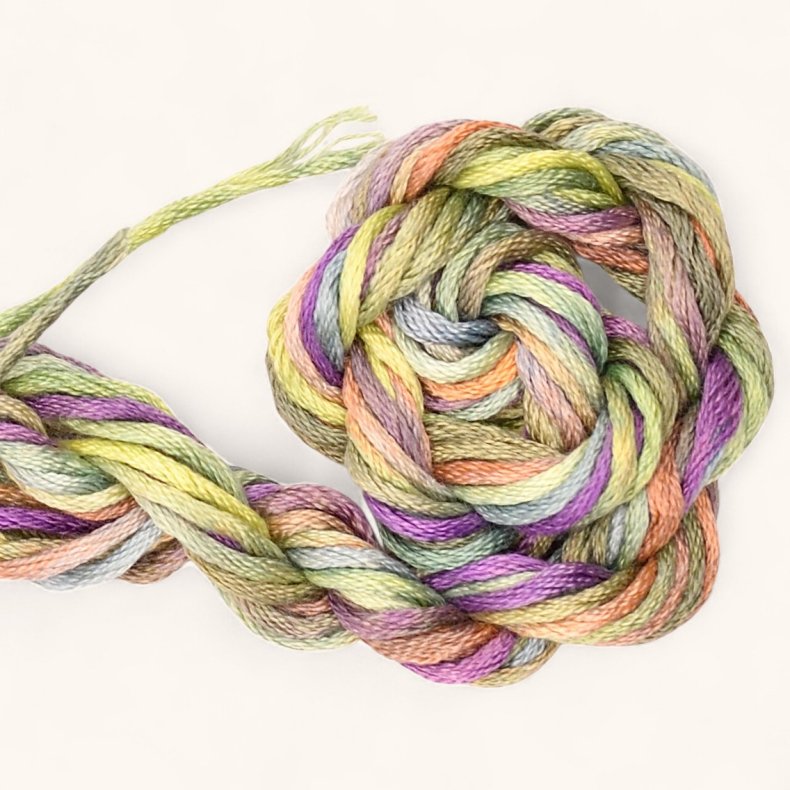 Broderitrd Waterlilies Eggplant 050