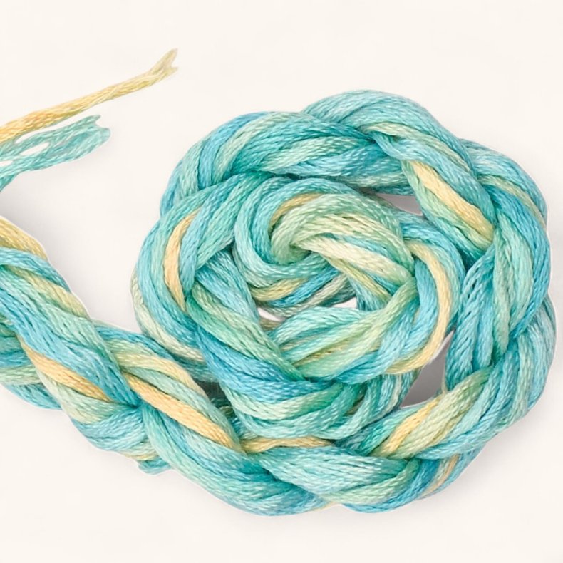 Broderitrd Waterlilies Aquamarine 200