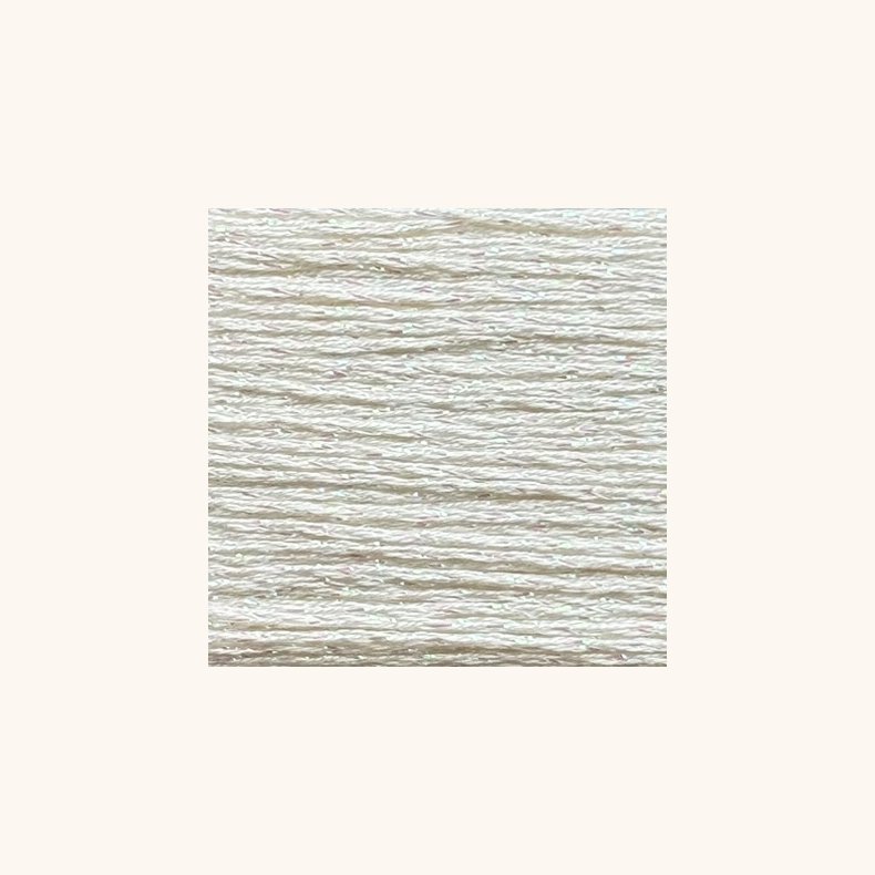 Broderitrd Silk Lam Braid White SL02