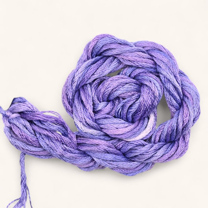 Broderitrd Waterlilies Iris 209